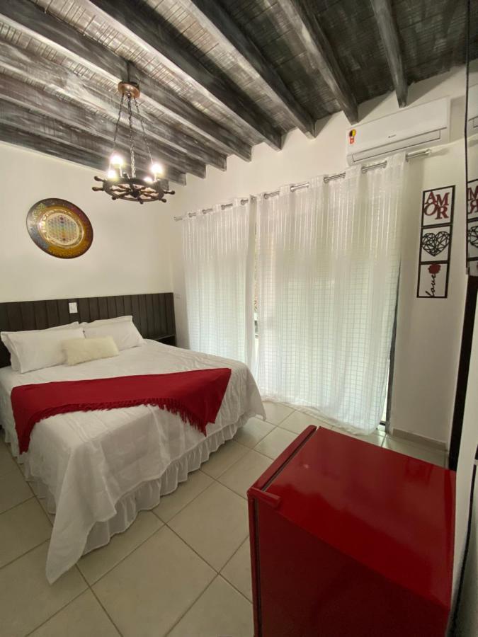 Bahan Suites Privativas - Ideal Para Casais อูบาตูบา ภายนอก รูปภาพ