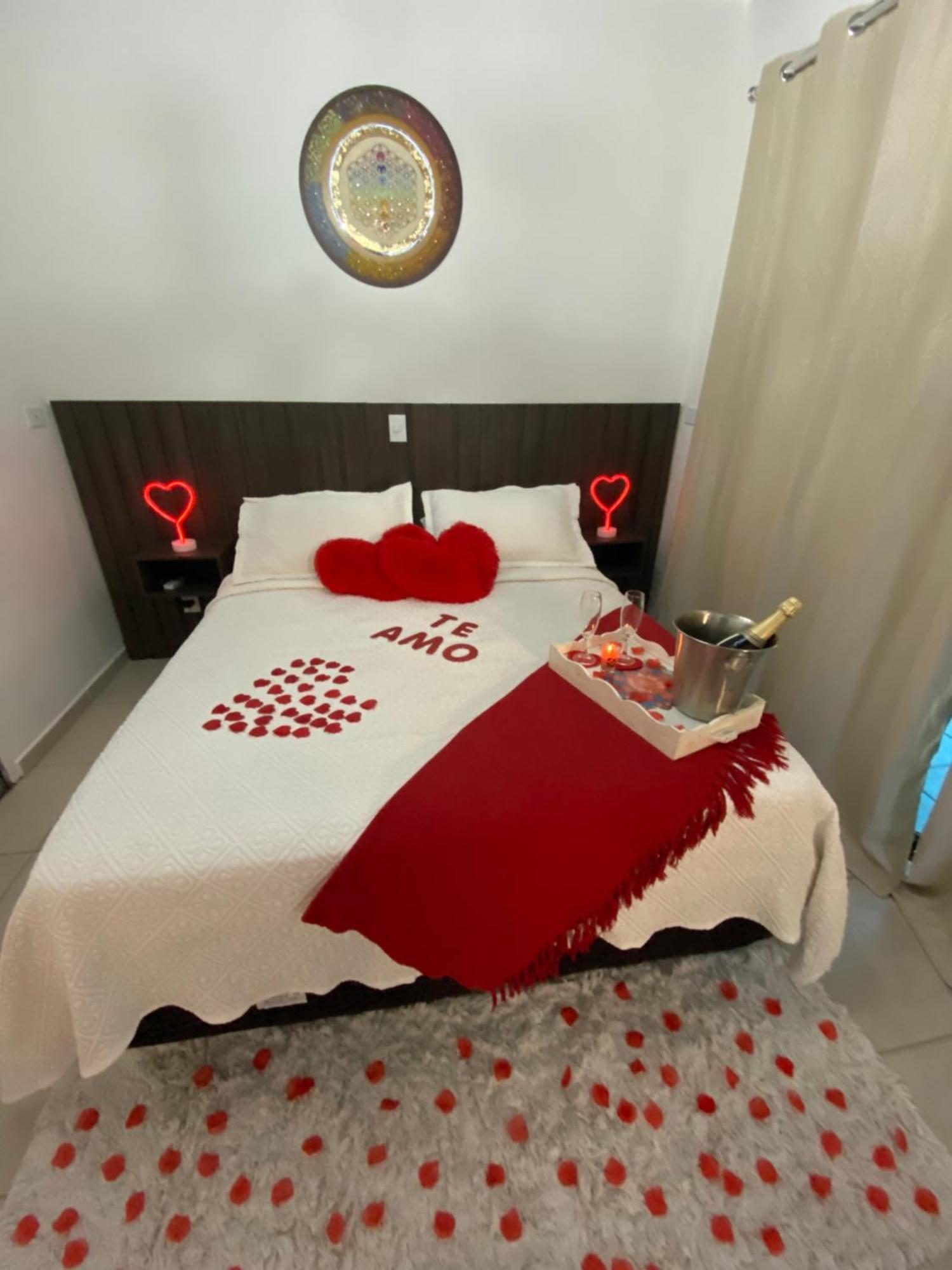 Bahan Suites Privativas - Ideal Para Casais อูบาตูบา ภายนอก รูปภาพ